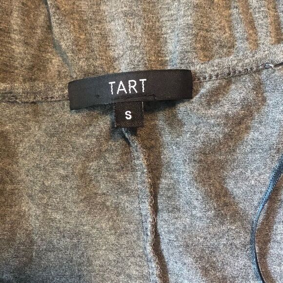 Tart grey full length lounge romper. Size small - Picture 3 of 10